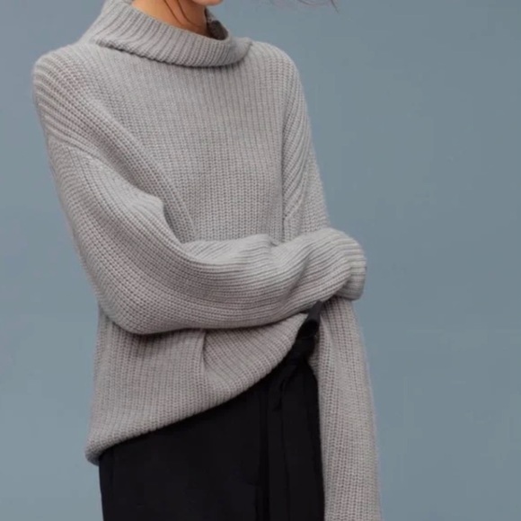 Wilfred Sweaters - Wilfred Montpellier Sweater